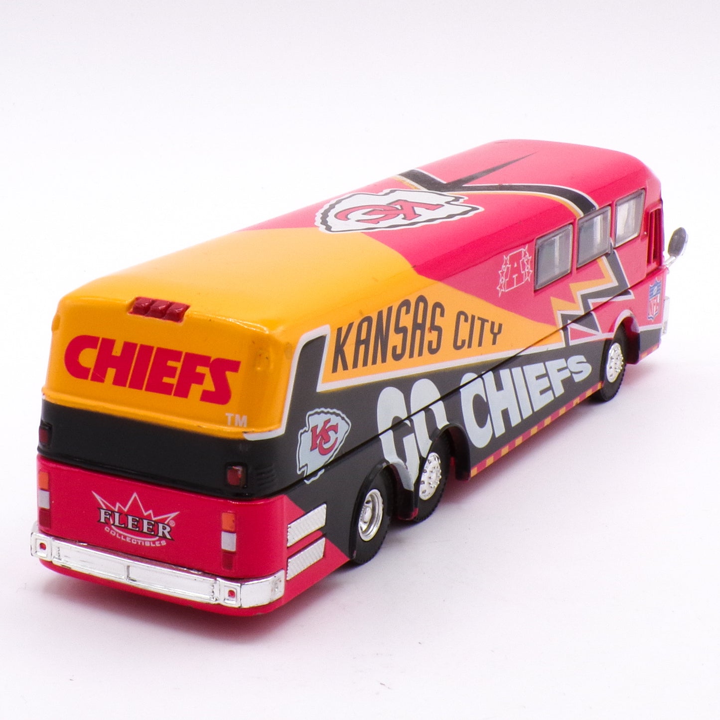 2001 Vintage Die-Cast Kansas City Chiefs Fleer Collectibles Diecast Motor Coach Bus