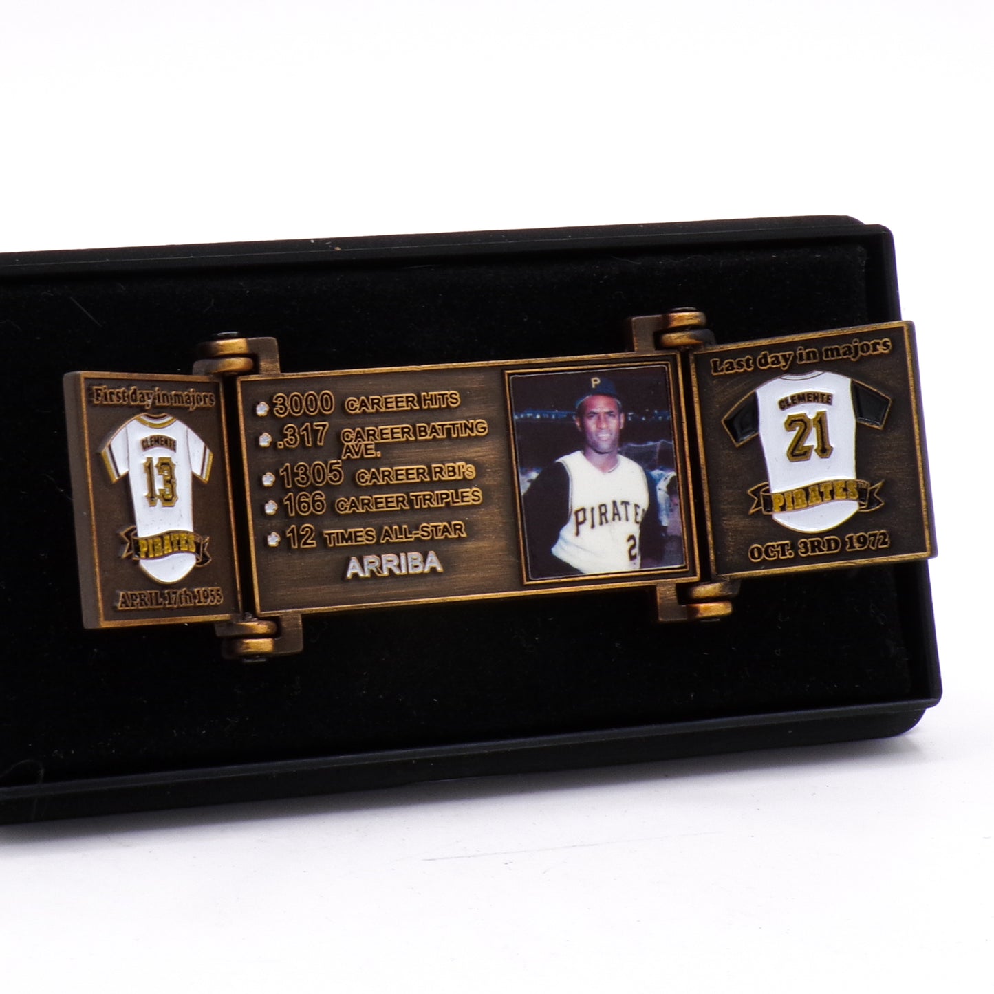2005 Hall of Fame Roberto Clemente Booklet-Style Double Enamel Pin - #/1973