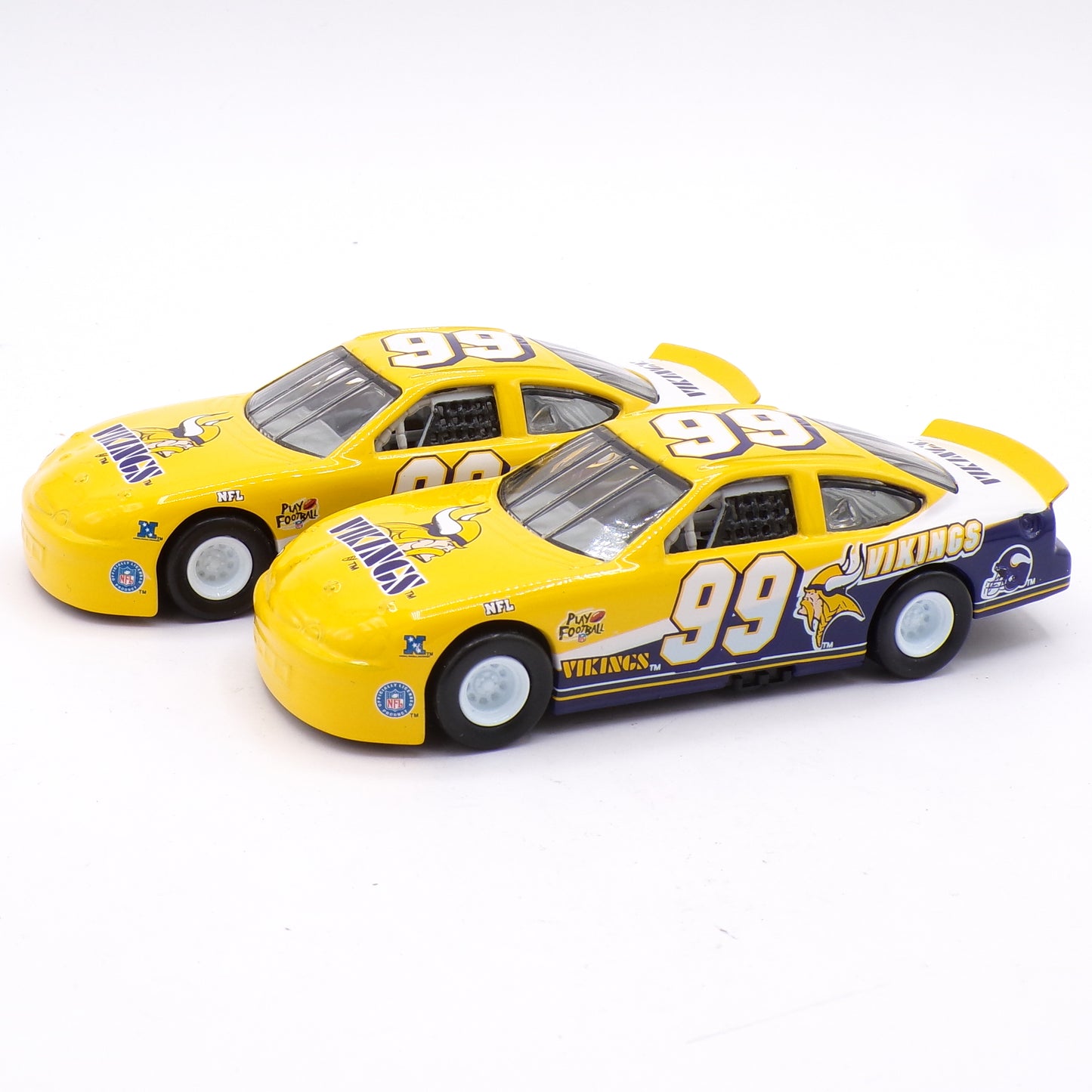 1999 Minnesota Vikings Ertl Collectibles Limited Edition 1:43 Die Cast #99 Racing Car