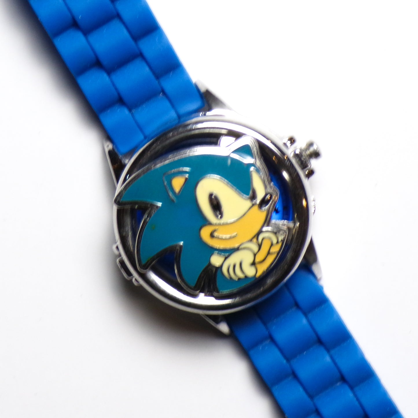 Accutime Sonic The Hedgehog Spinner Flip Up Analog Rubber Band Wrist Watch