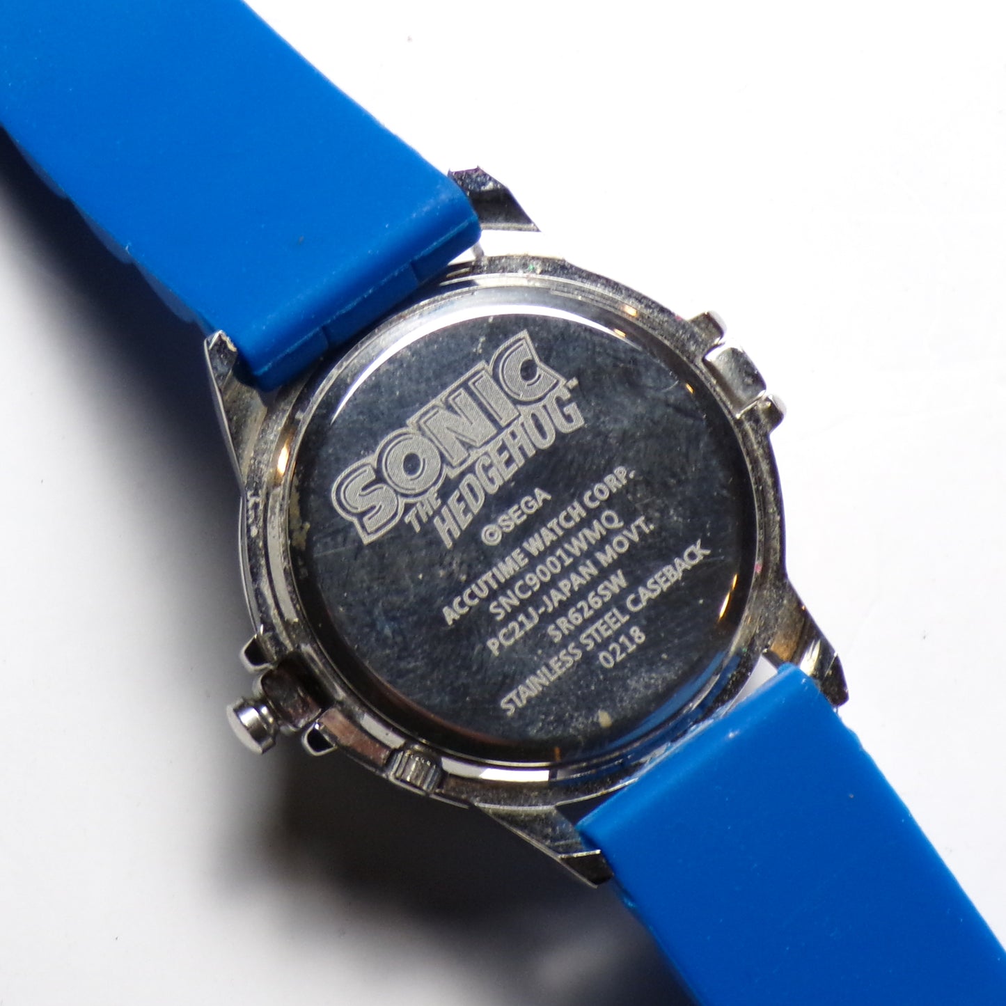 Accutime Sonic The Hedgehog Spinner Flip Up Analog Rubber Band Wrist Watch