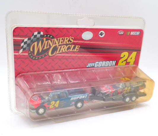 2008 NASCAR Jeff Gordon #24 1:64 Pick Up Truck w/Stock Car Die Cast Set